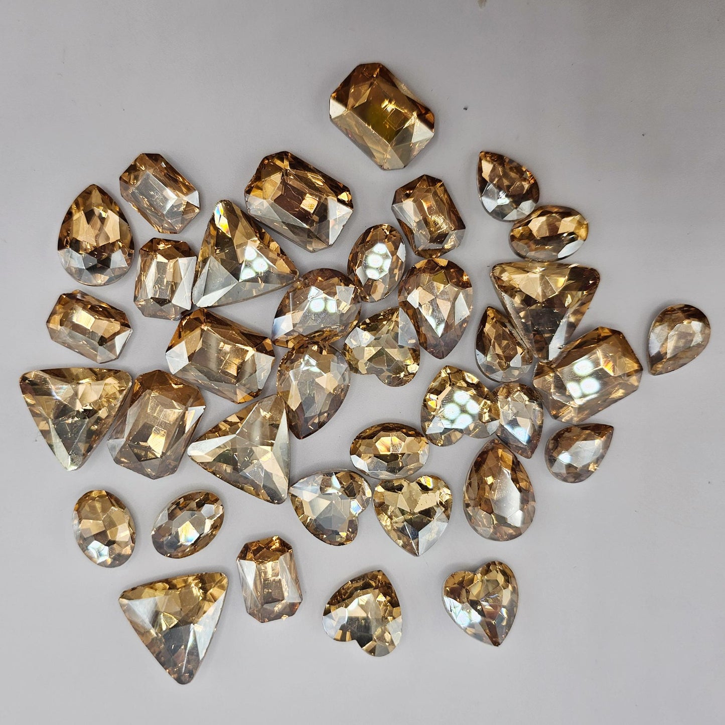 30 Pcs Assorted Shapes & Sizes Glass Point Back Gems Jewels Rhinestones Hearts Teardrop Rectangle Oval 10x14mm 13x18mm 18x25mm Choose Color