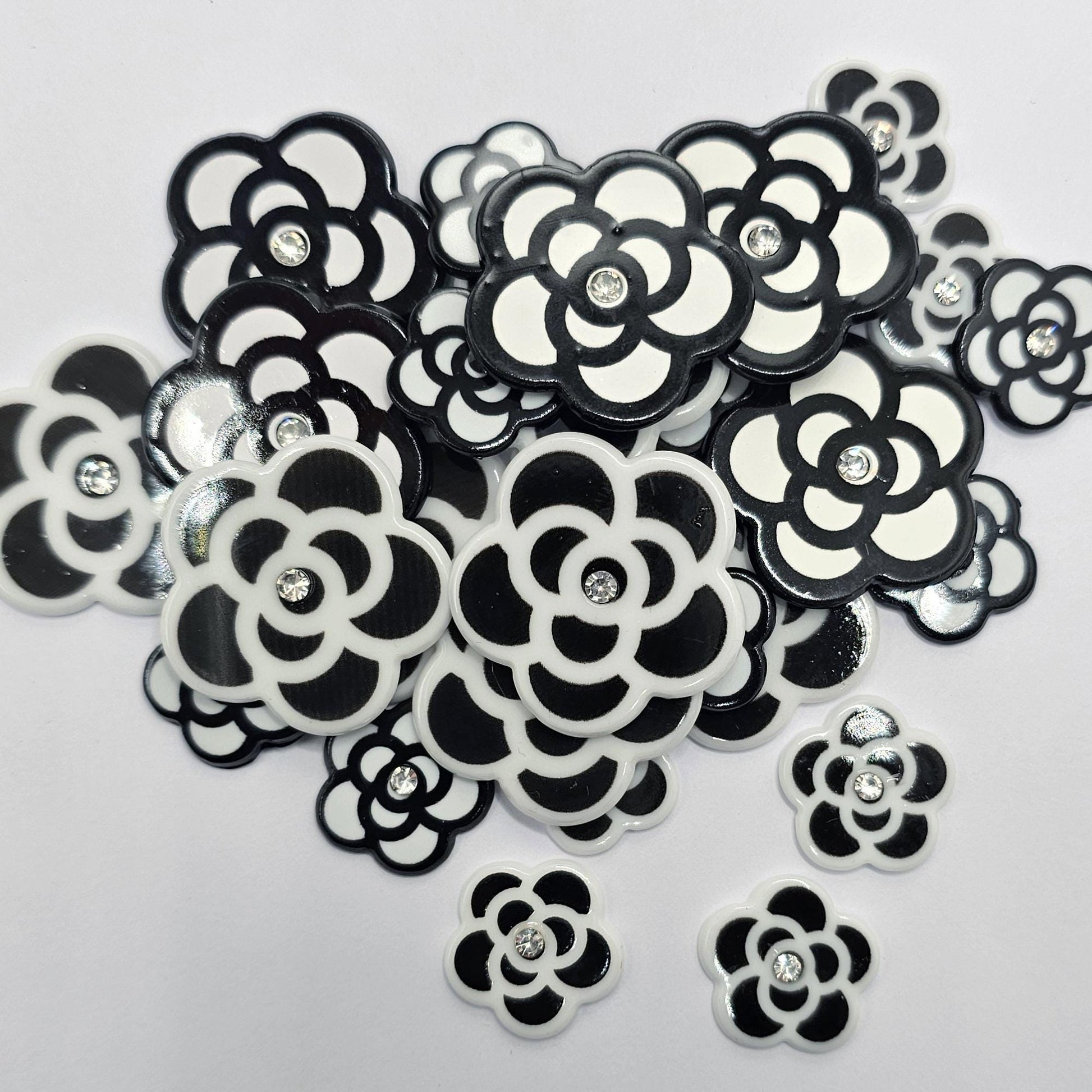 10 Pcs Camellia Flower Acrylic Rhinestone White Black Cabochons, Cabochon, 28mm 18mm #CAB190
