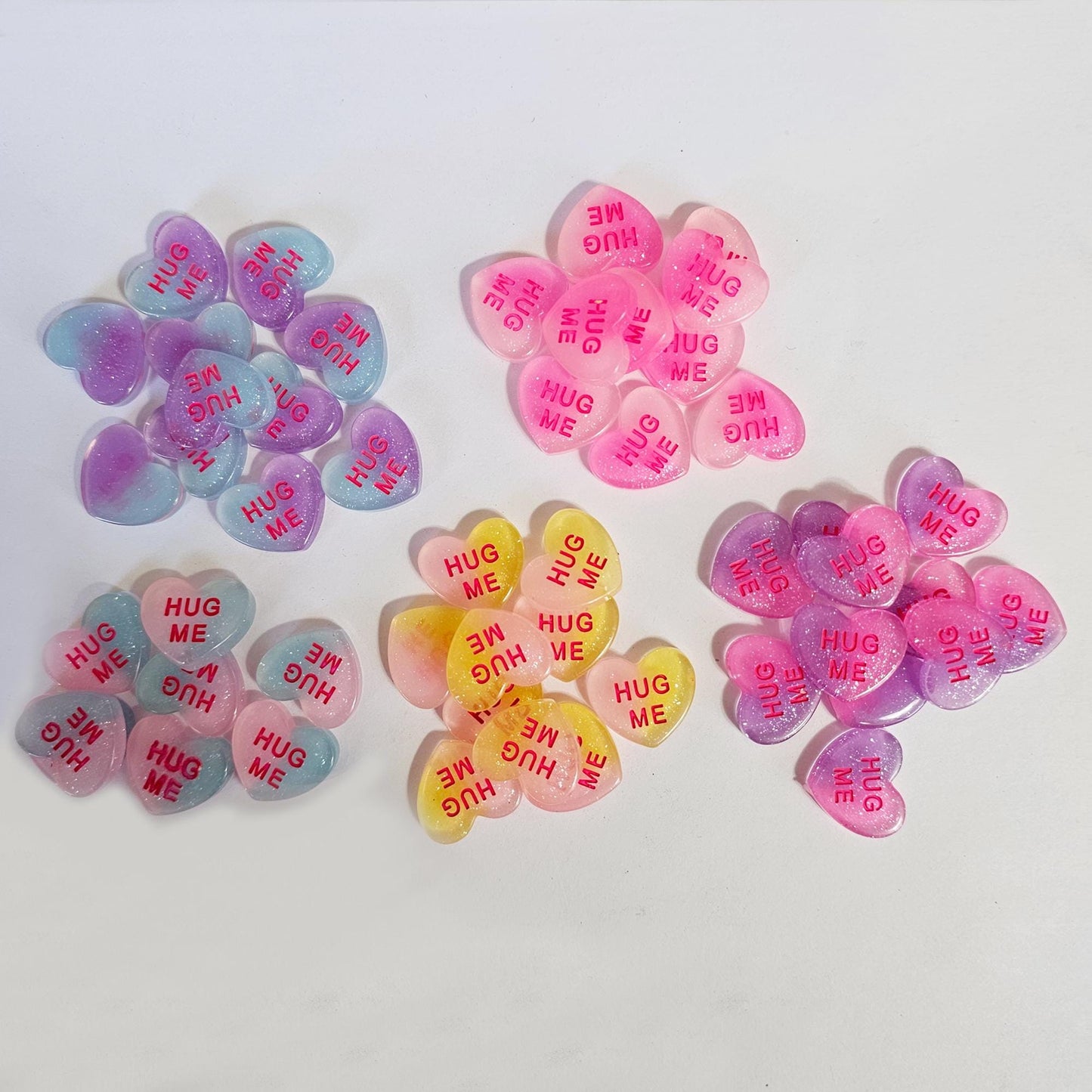 5/15/25 Pcs "Hug Me" Glittery Conversation Heart Cabochons, Valentines Resin Flatback Cabochon #CAB220