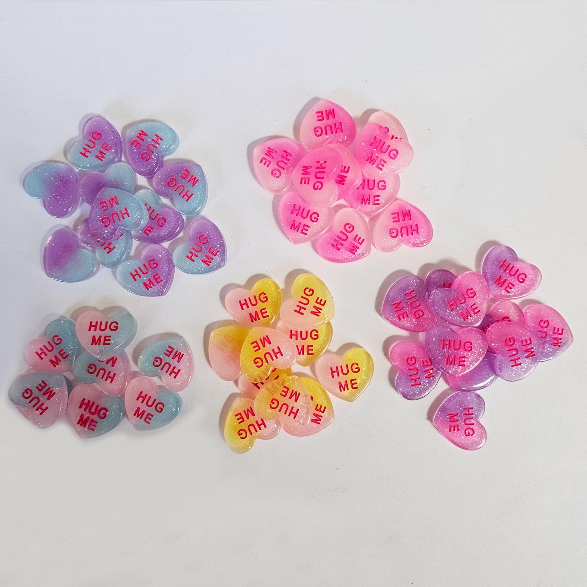 5/15/25 Pcs "Hug Me" Glittery Conversation Heart Cabochons, Valentines Resin Flatback Cabochon #CAB220