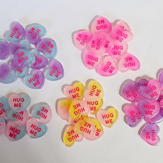 5/15/25 Pcs "Hug Me" Glittery Conversation Heart Cabochons, Valentines Resin Flatback Cabochon #CAB220