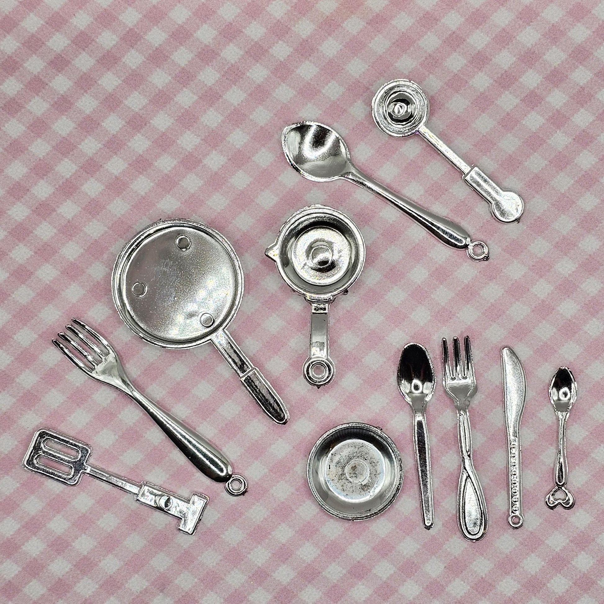 11 Pcs Set of Miniature Doll Props Utensils Kitchen Cookware Plastic Silver Tone #CAB219