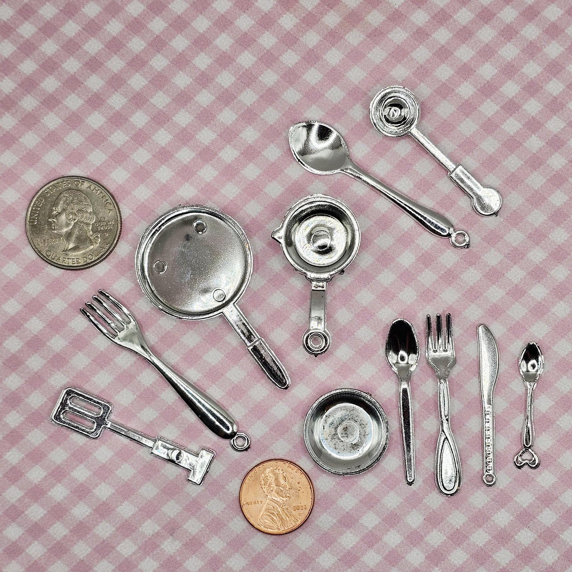 11 Pcs Set of Miniature Doll Props Utensils Kitchen Cookware Plastic Silver Tone #CAB219